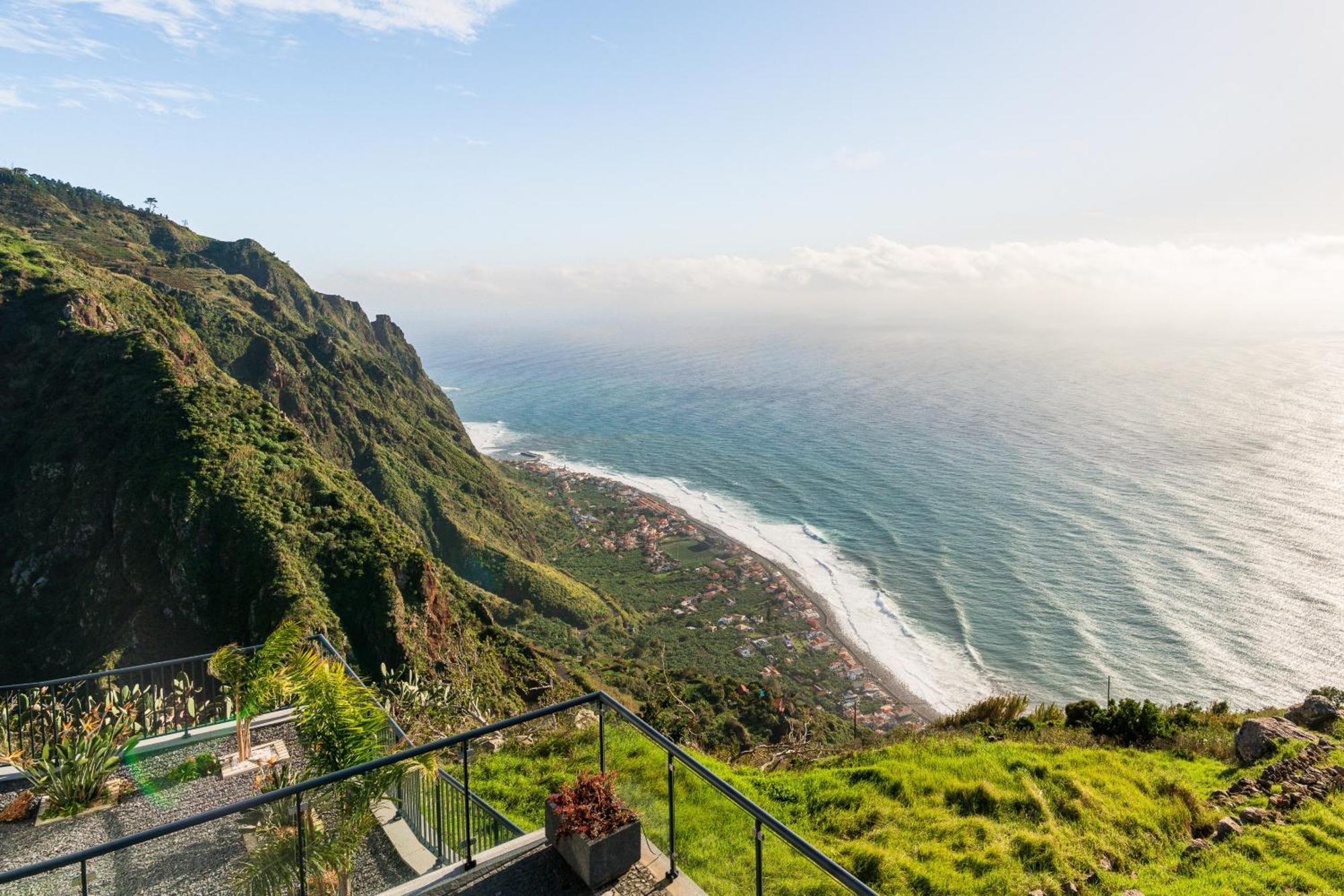 Ourmadeira - Sunset Cliff Villas, Contemporary Faja da Ovelha Room photo