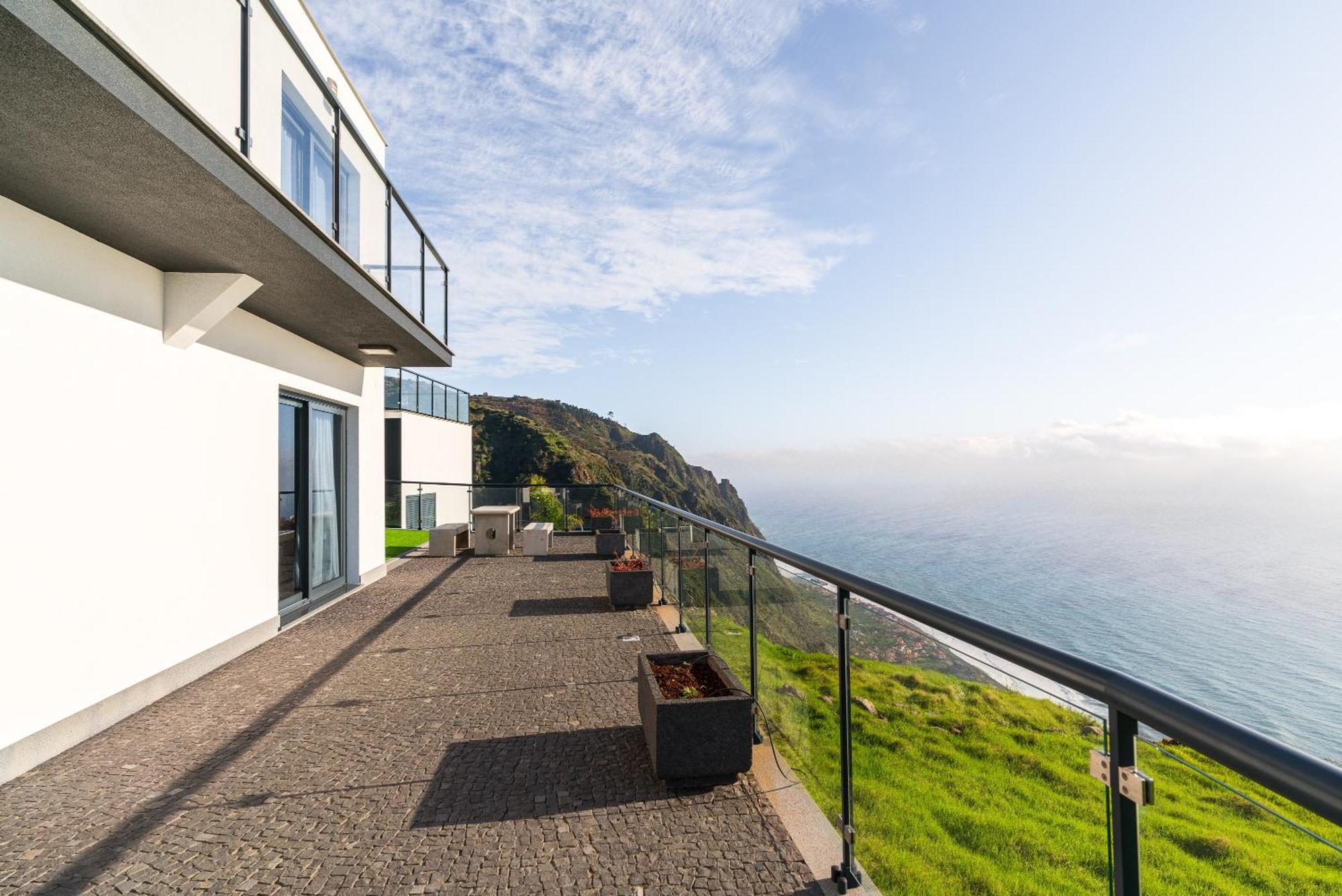 Ourmadeira - Sunset Cliff Villas, Contemporary Faja da Ovelha Room photo