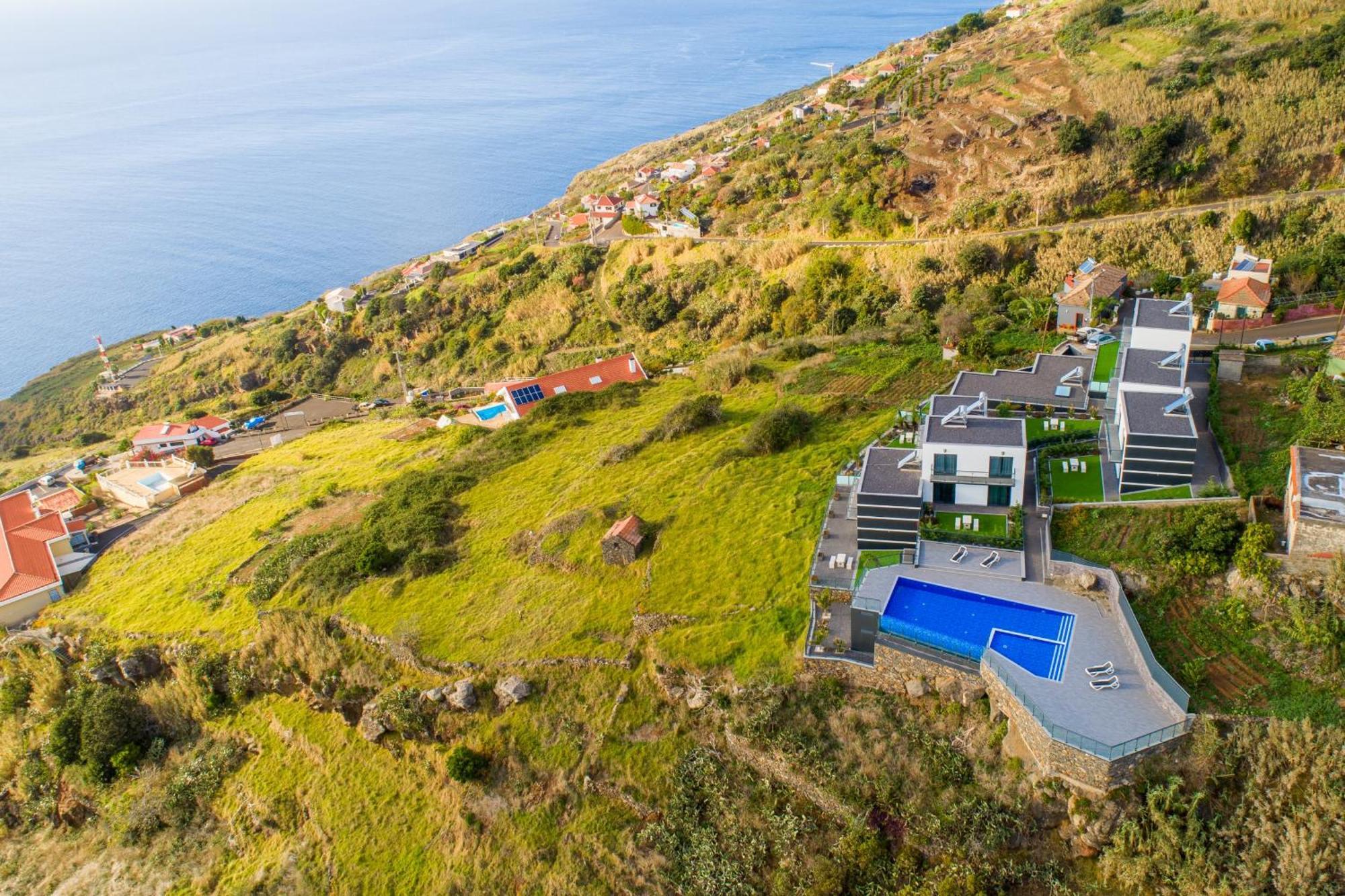 Ourmadeira - Sunset Cliff Villas, Contemporary Faja da Ovelha Room photo