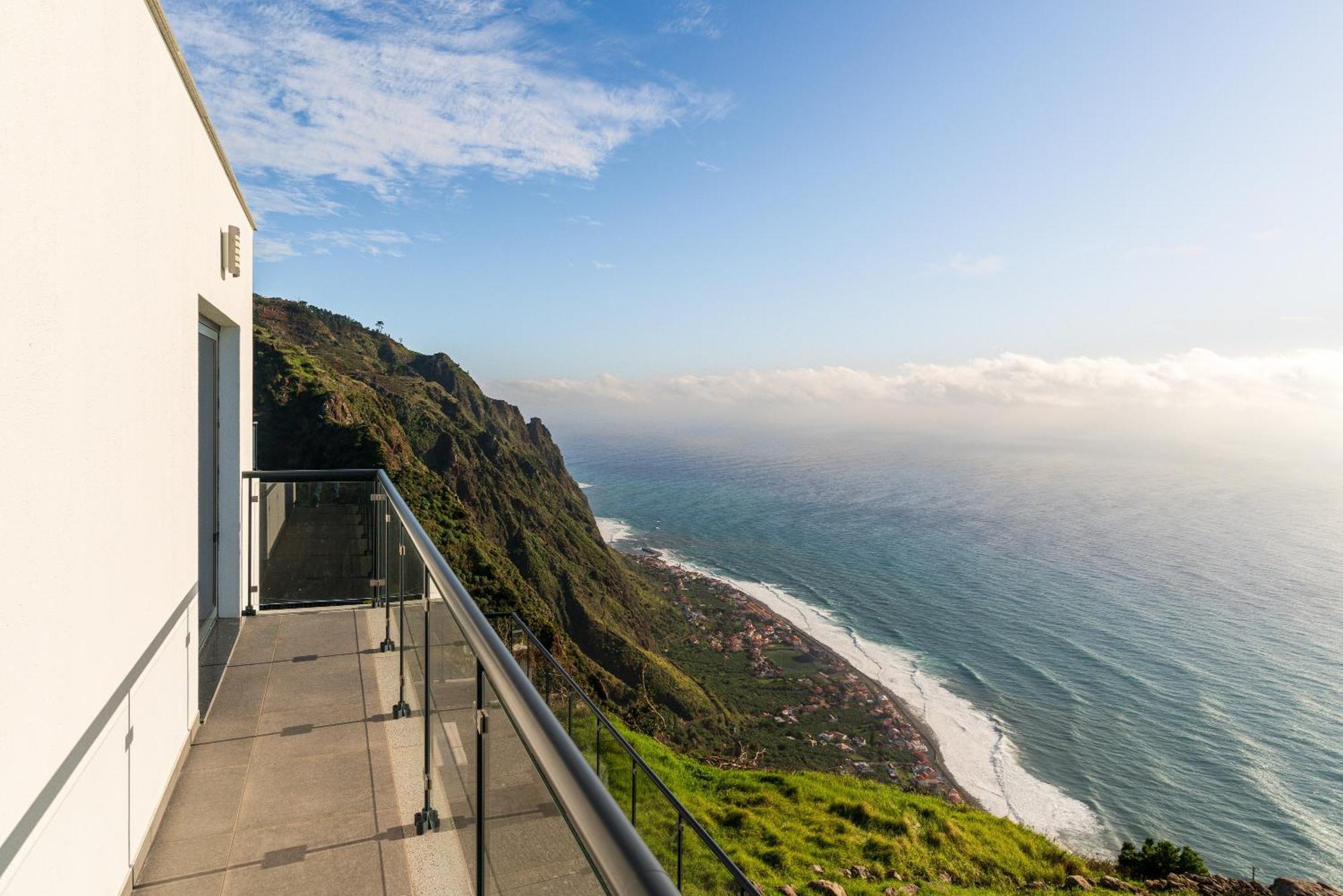 Ourmadeira - Sunset Cliff Villas, Contemporary Faja da Ovelha Room photo