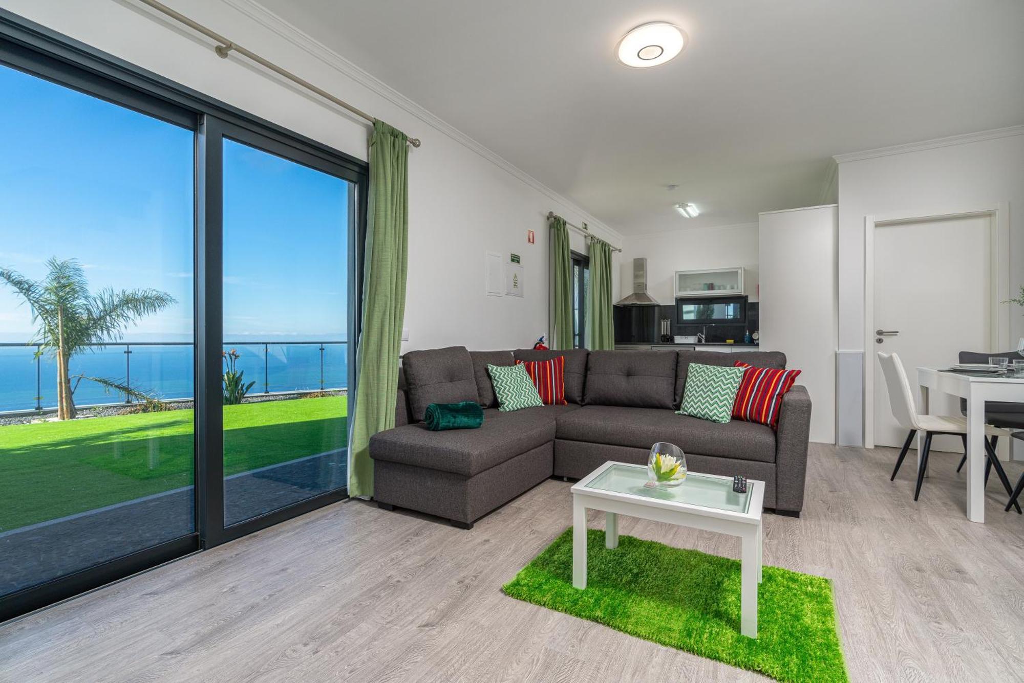 Ourmadeira - Sunset Cliff Villas, Contemporary Faja da Ovelha Room photo