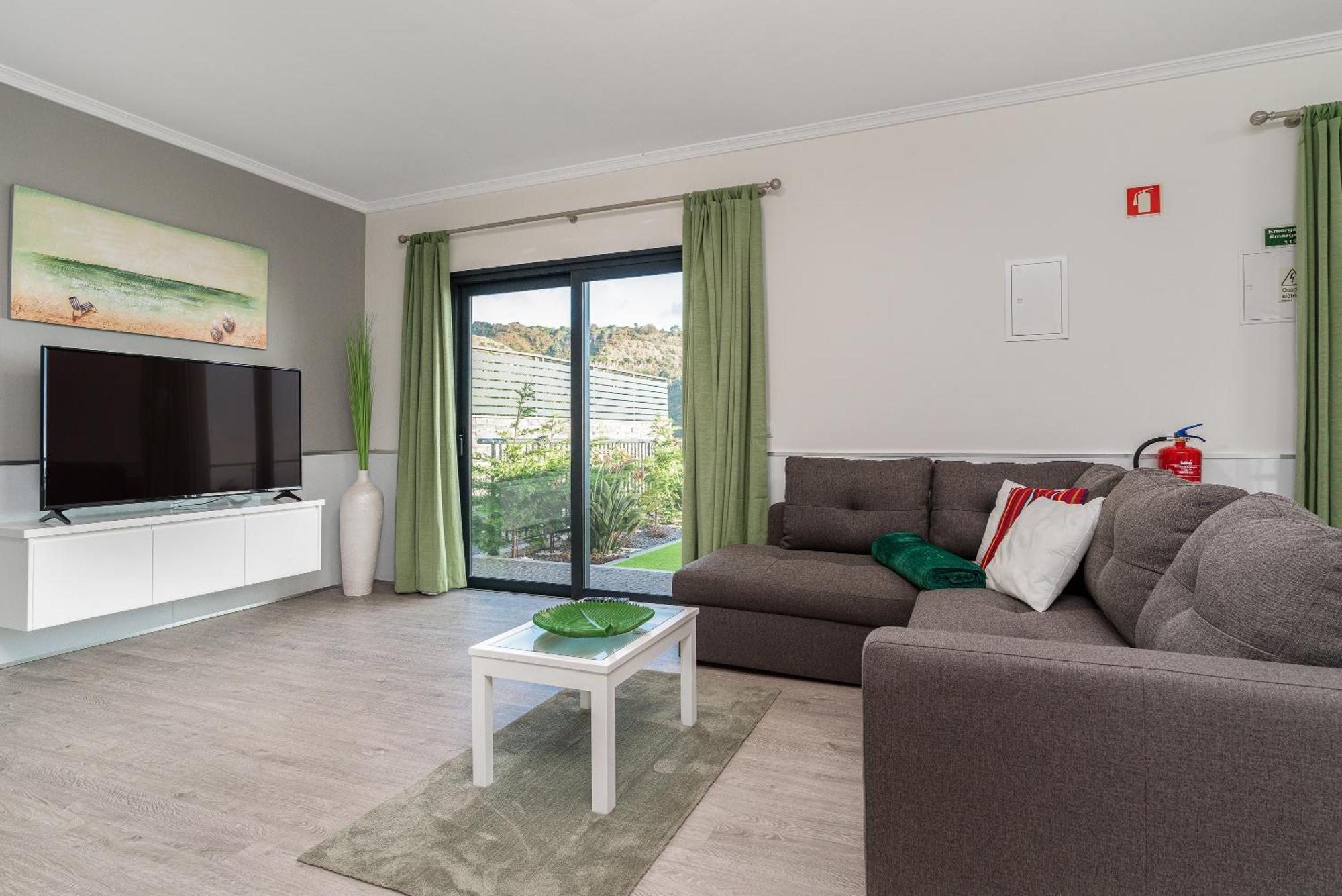 Ourmadeira - Sunset Cliff Villas, Contemporary Faja da Ovelha Room photo