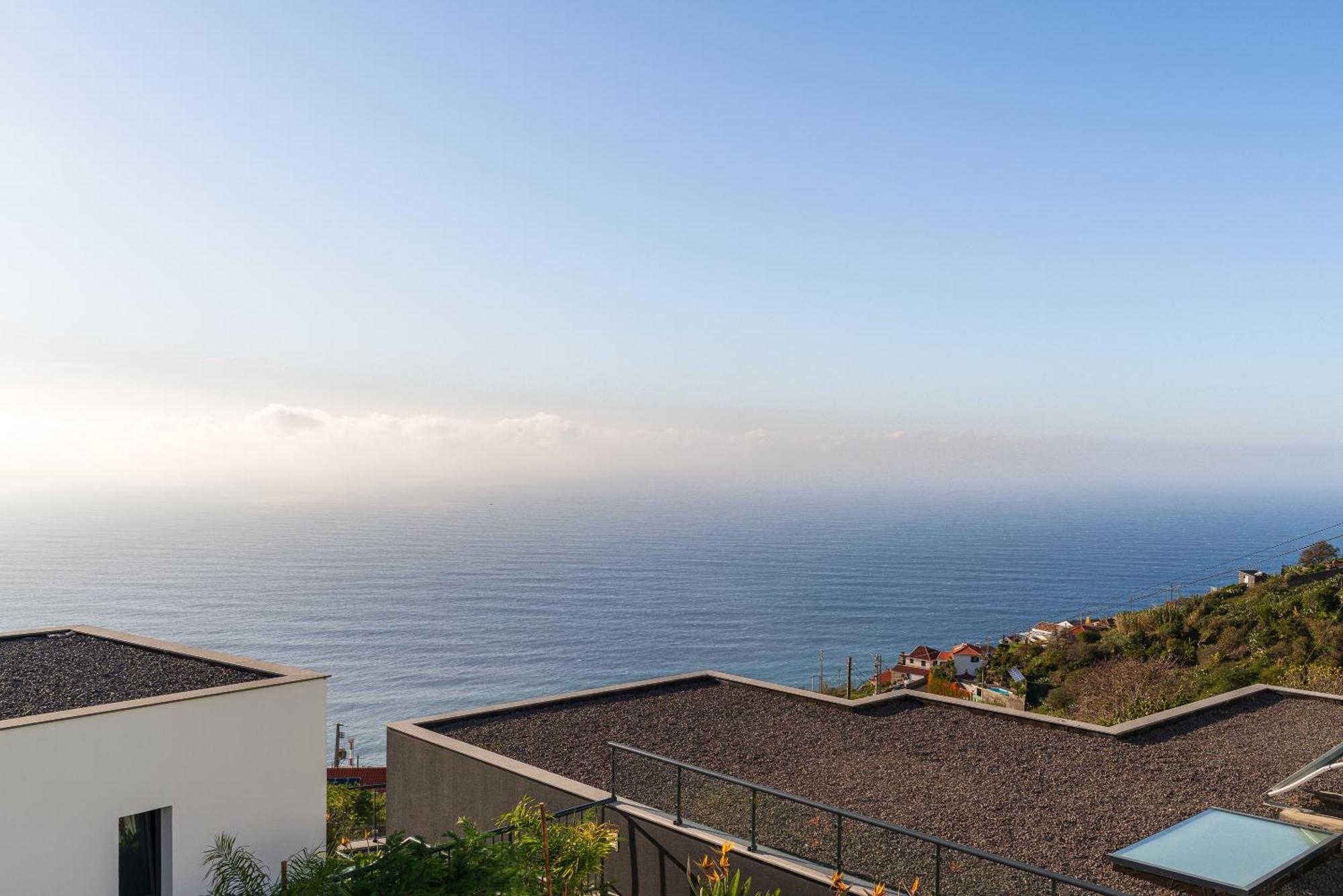 Ourmadeira - Sunset Cliff Villas, Contemporary Faja da Ovelha Room photo